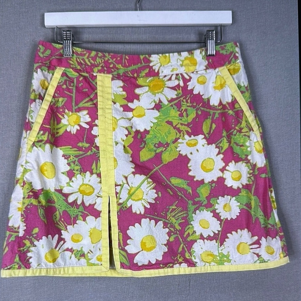 Lilly Pulitzer Floral Pink Daisy and Yellow Skort